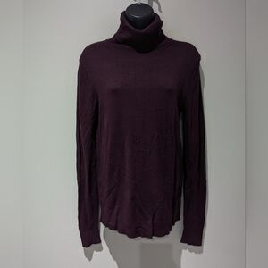 Contemporaine Women's
Turtleneck Sweater in Burgundy